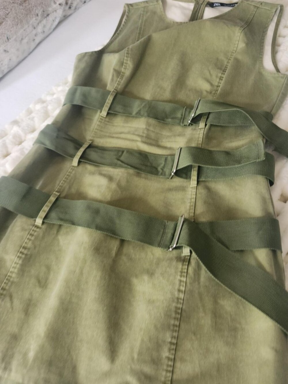 Super cute Zara dress